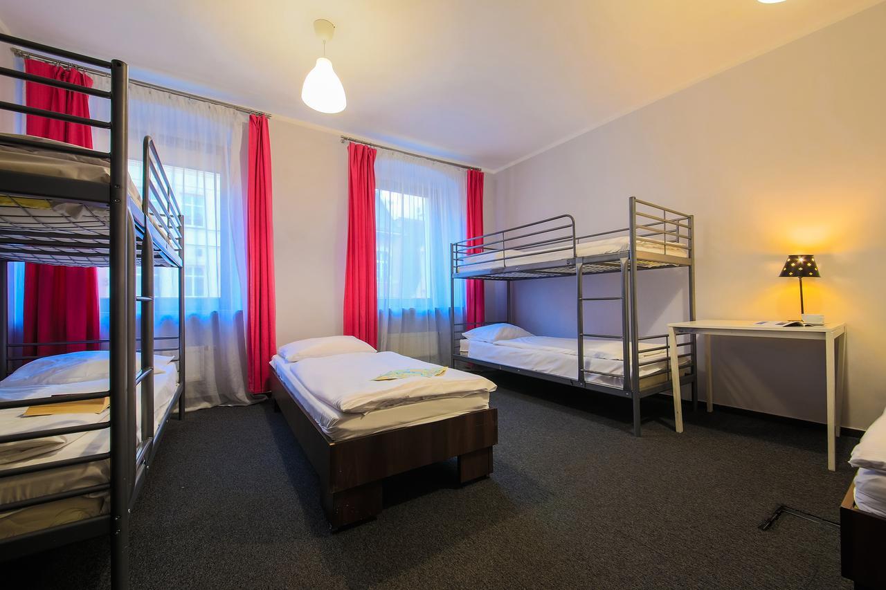 Glow Hostel Vratislav Pokoj fotografie